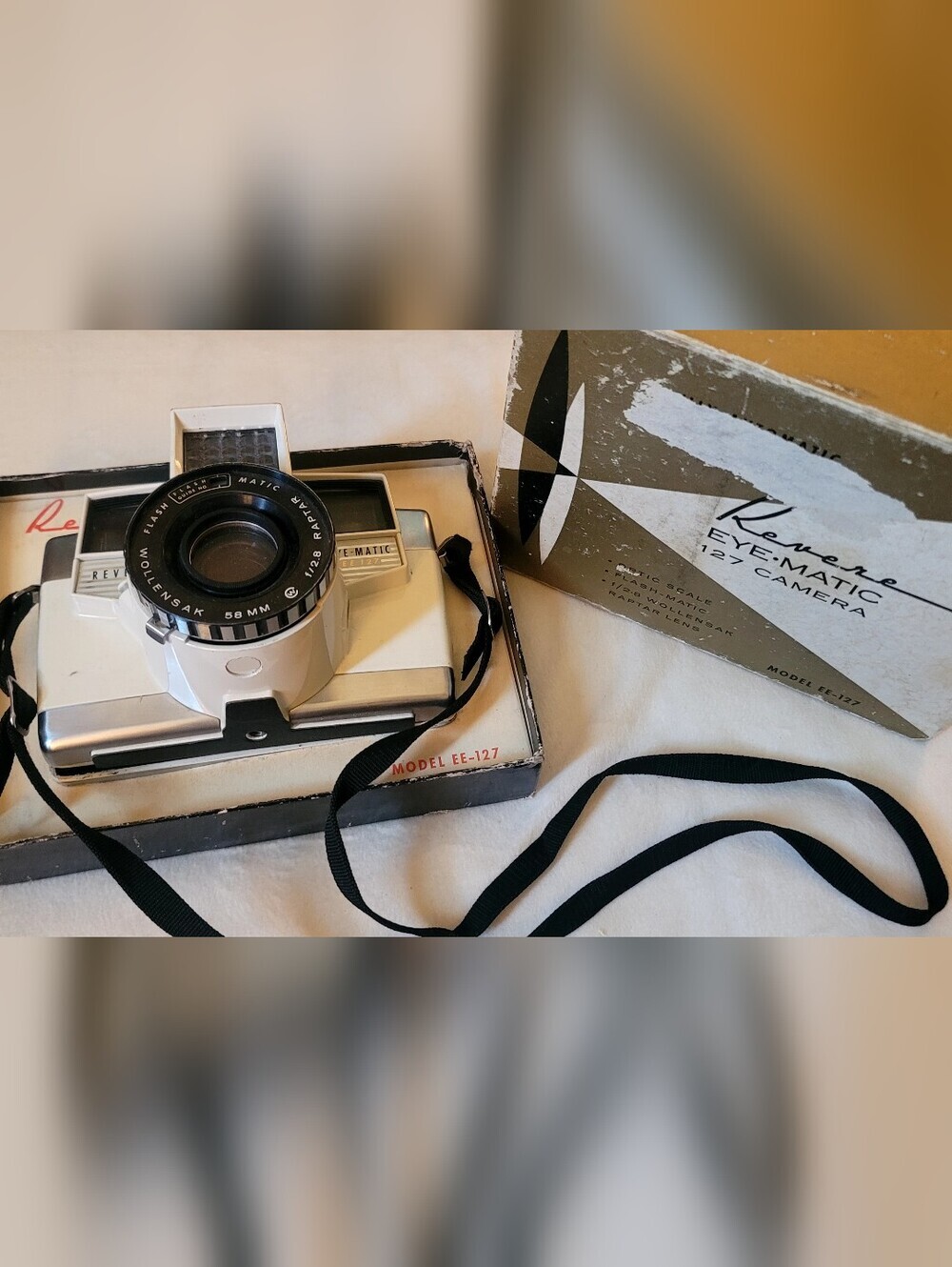 Revere Eyematic EE127 Camera Wollensak 58mm F2.8 Lens Raptor Flash Matic In Box!